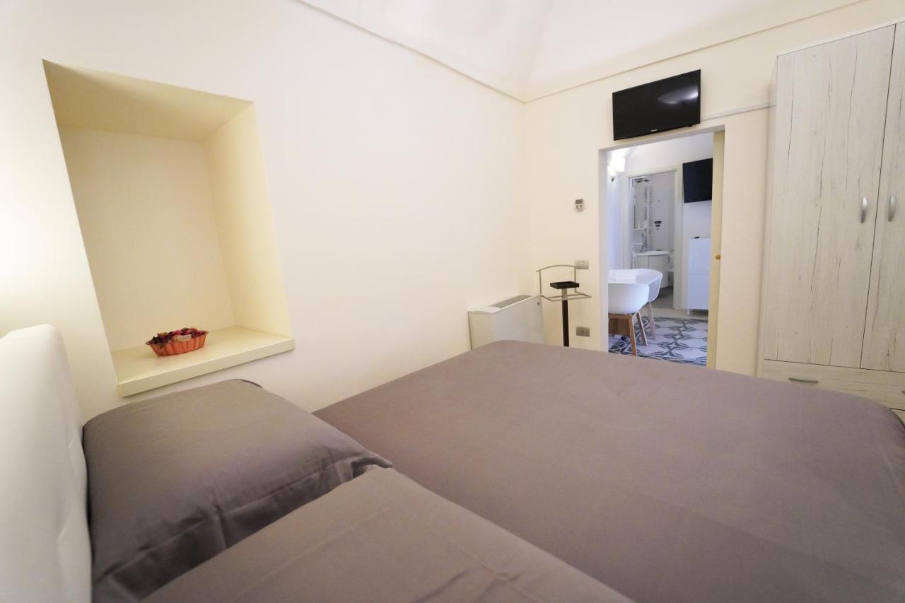 Santa Cesarea Residence Casa Vacanze - La Vetta Del Sasso Barisano Matera Exteriör bild